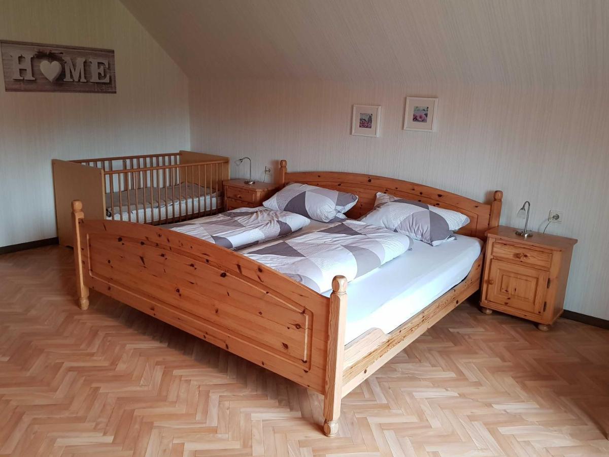 Ferienhaus Voss, 65260 Moormerland Exteriör bild