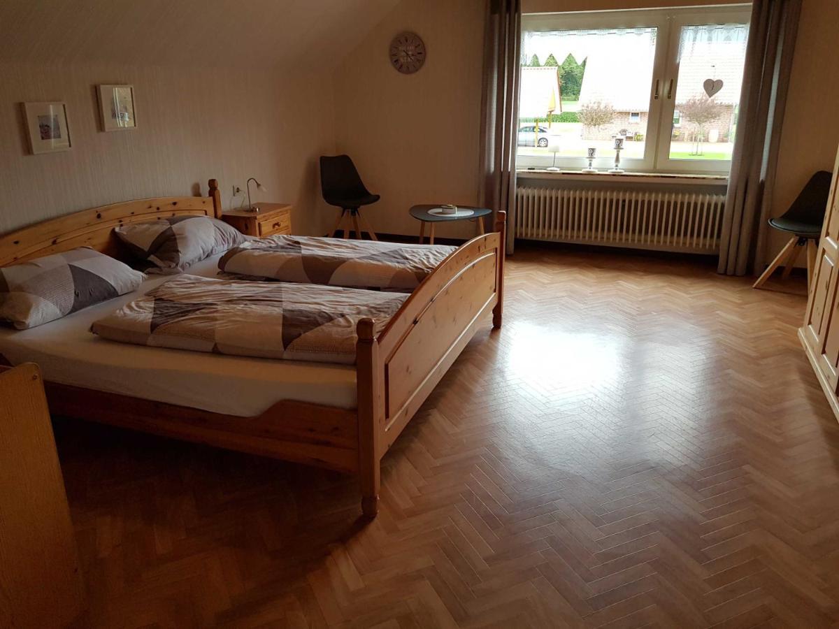 Ferienhaus Voss, 65260 Moormerland Exteriör bild
